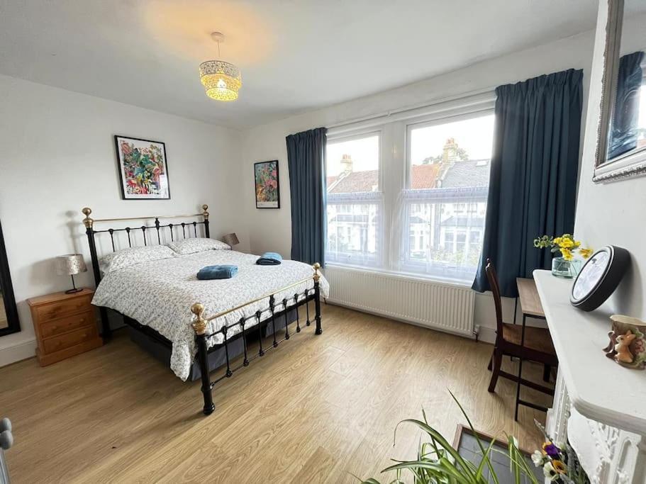 2Br Edwardian House In Greenwich Abbey Wood Zewnętrze zdjęcie